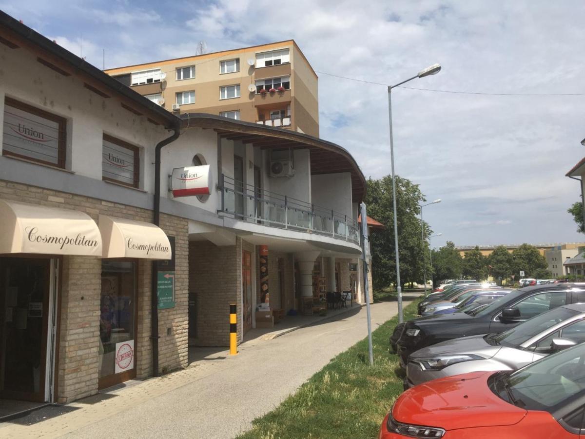 Konde Apartments B Dunajská Streda Exteriér fotografie