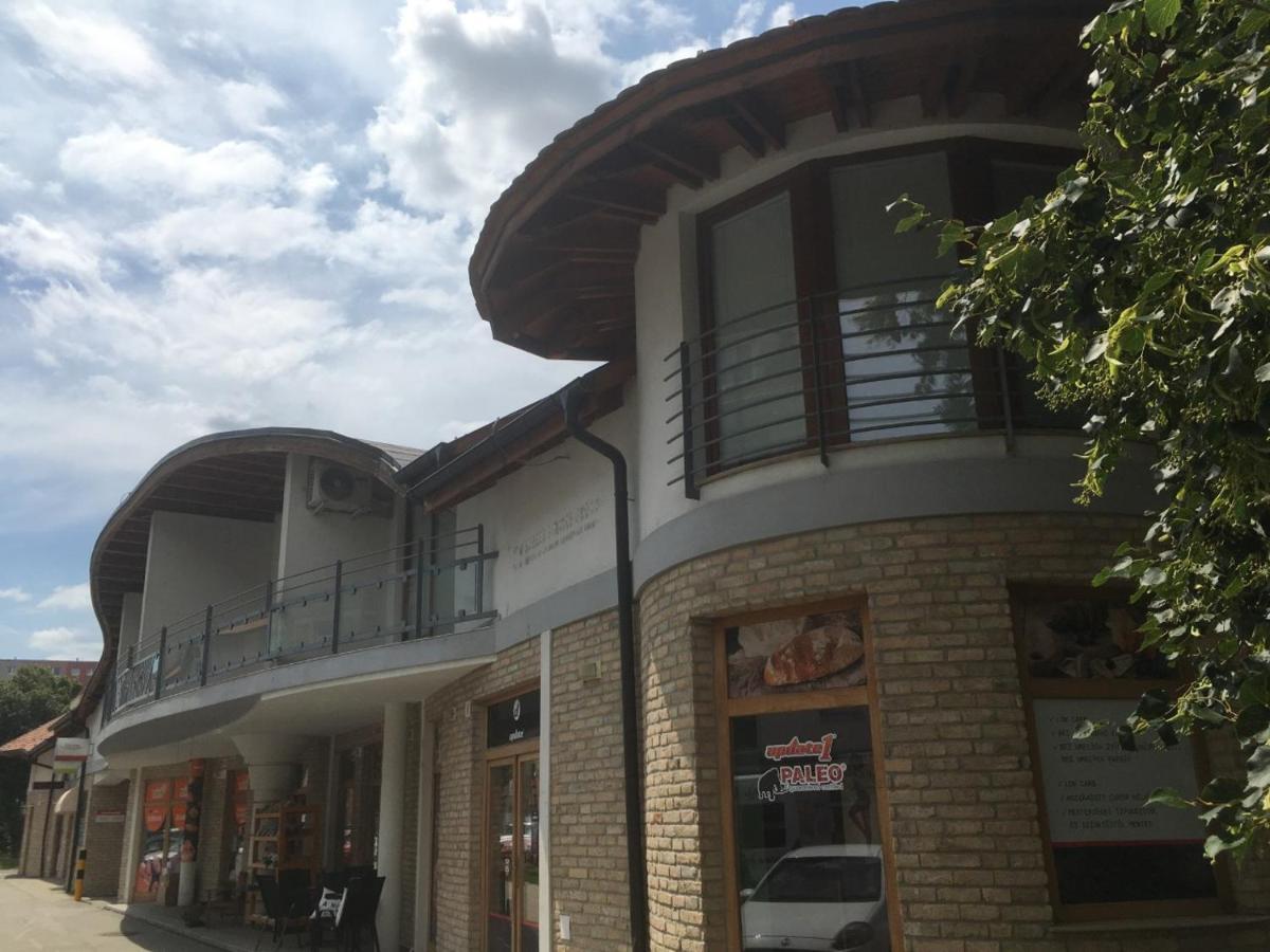 Konde Apartments B Dunajská Streda Exteriér fotografie