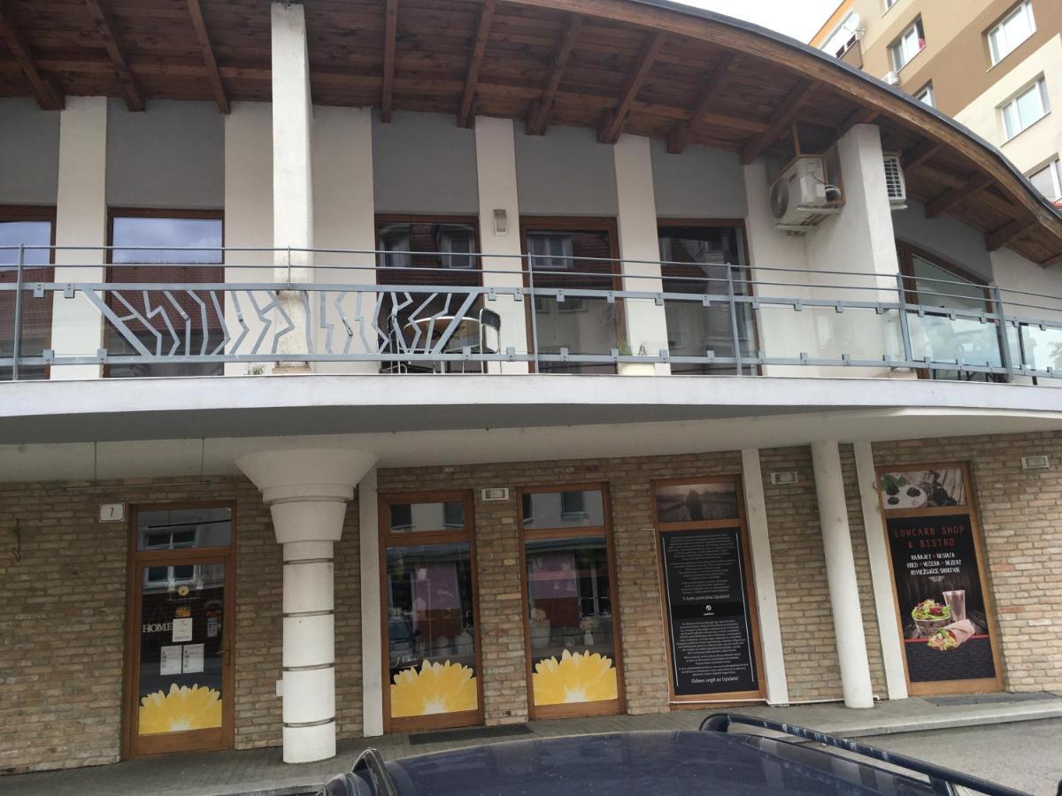 Konde Apartments B Dunajská Streda Exteriér fotografie