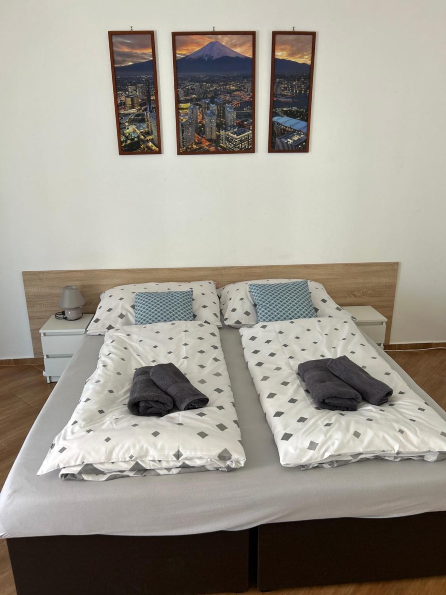 Konde Apartments B Dunajská Streda Exteriér fotografie
