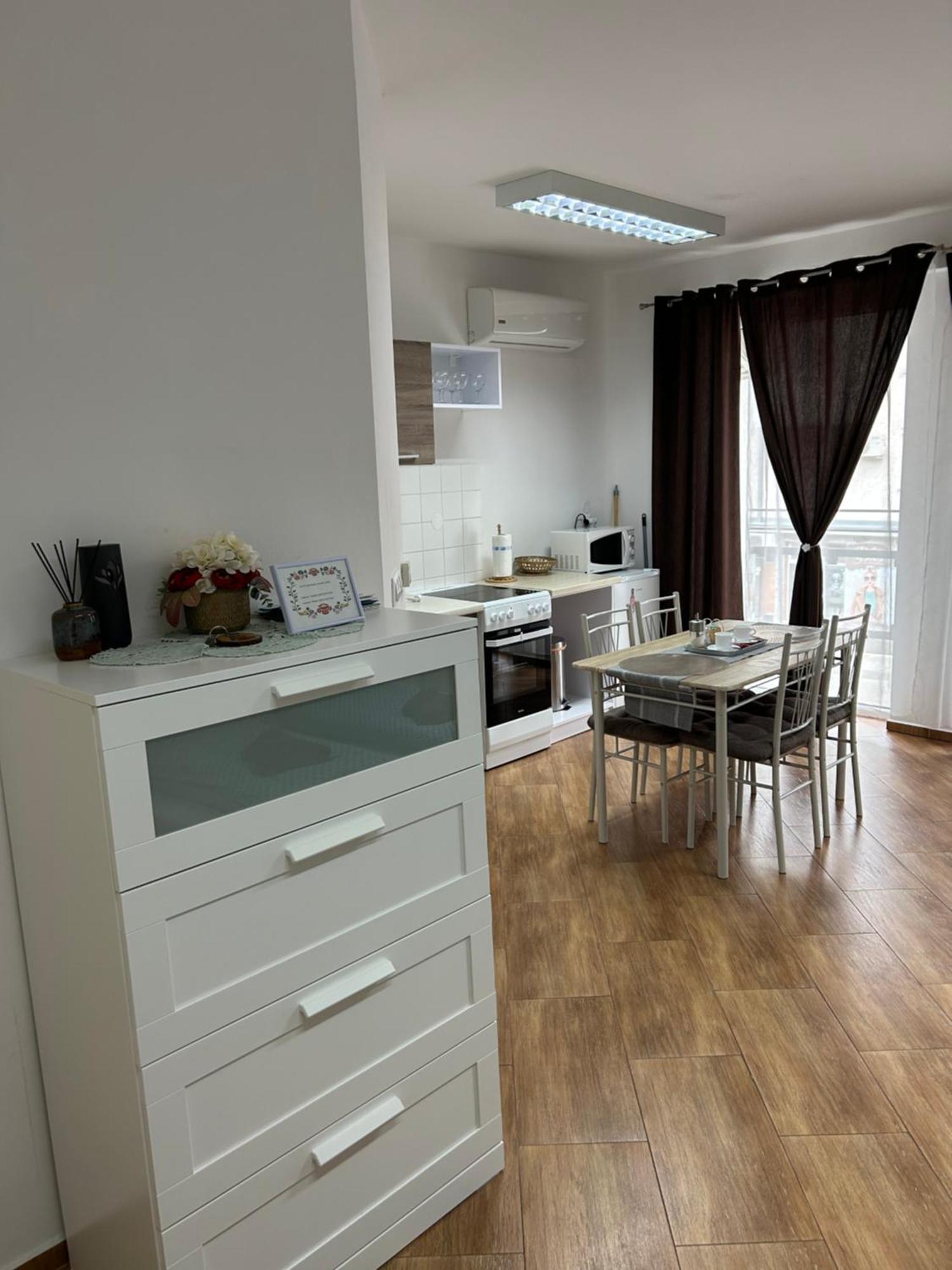 Konde Apartments B Dunajská Streda Exteriér fotografie